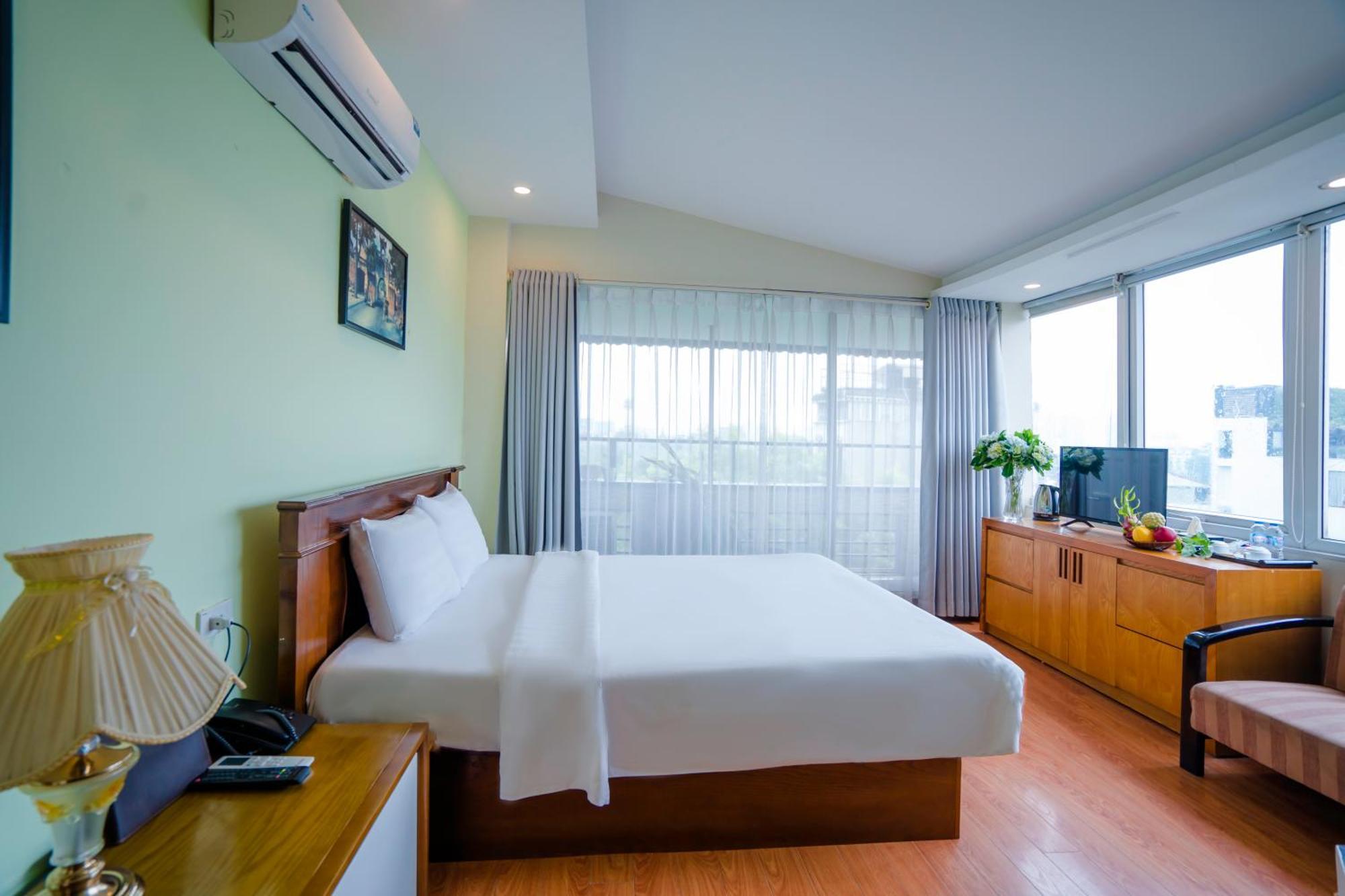 Ha Noi Lake View Hotel & Travel 河内 外观 照片