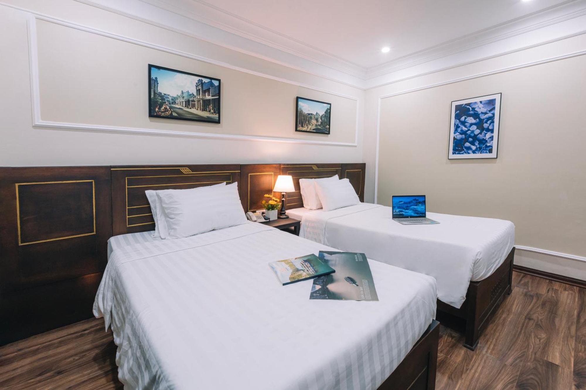 Ha Noi Lake View Hotel & Travel 河内 外观 照片